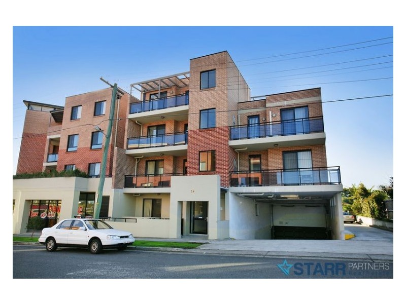 20/39 Earl Street, Merrylands NSW 2160