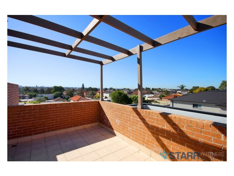 20/39 Earl Street, Merrylands NSW 2160