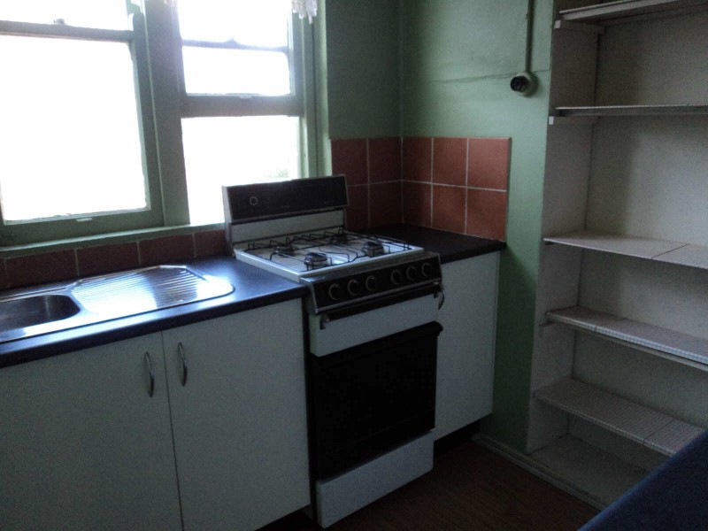 02/64  HAWKSVIEW STREET, Guildford NSW 2161