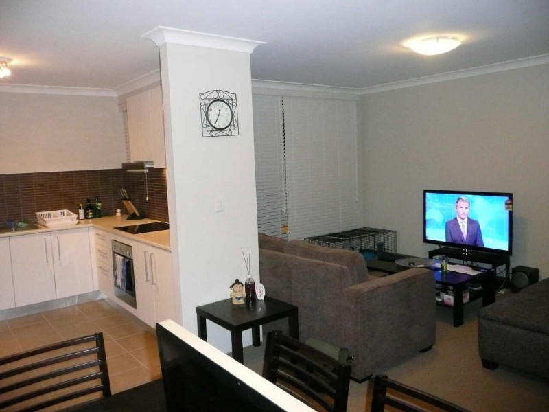 16/18  OXFORD STREET, Merrylands NSW 2160