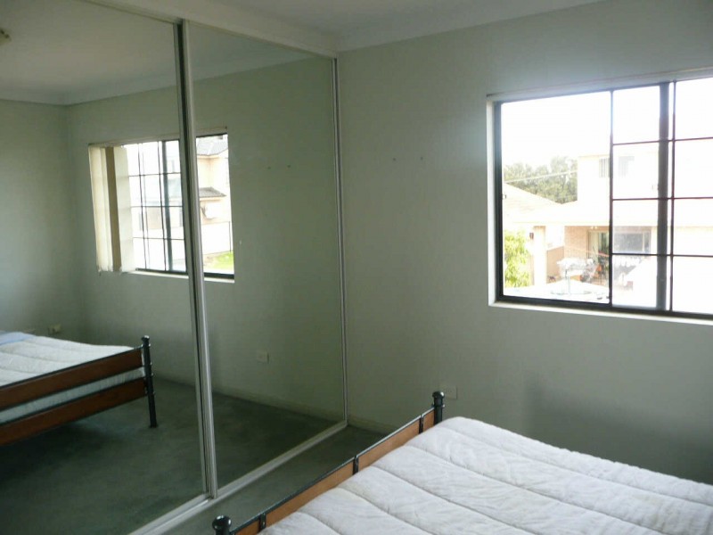 4/16  RICKARD STREET, Merrylands NSW 2160