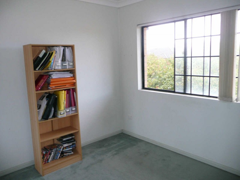 4/16  RICKARD STREET, Merrylands NSW 2160