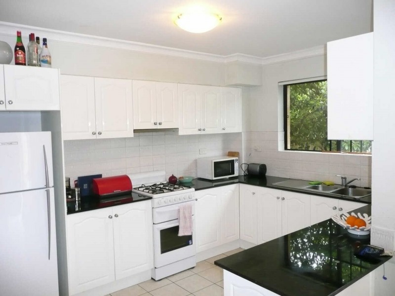 4/16  RICKARD STREET, Merrylands NSW 2160