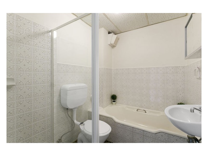 1/36-38 Treves Street, Merrylands NSW 2160