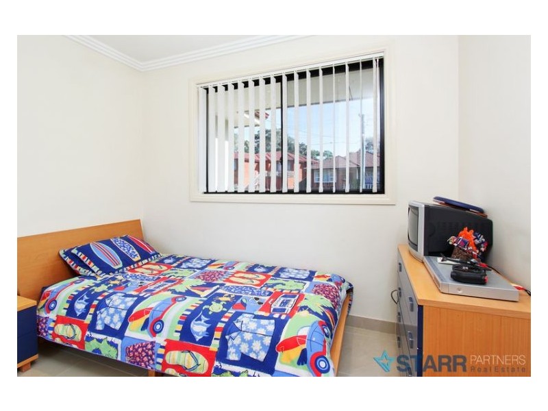 6 Royal Place, Greystanes NSW 2145