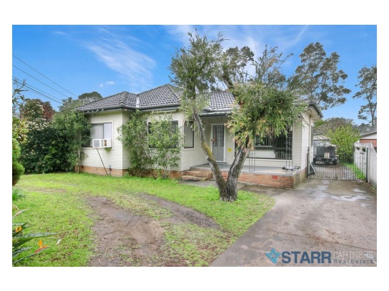 8 Serpentine Street, Merrylands NSW 2160