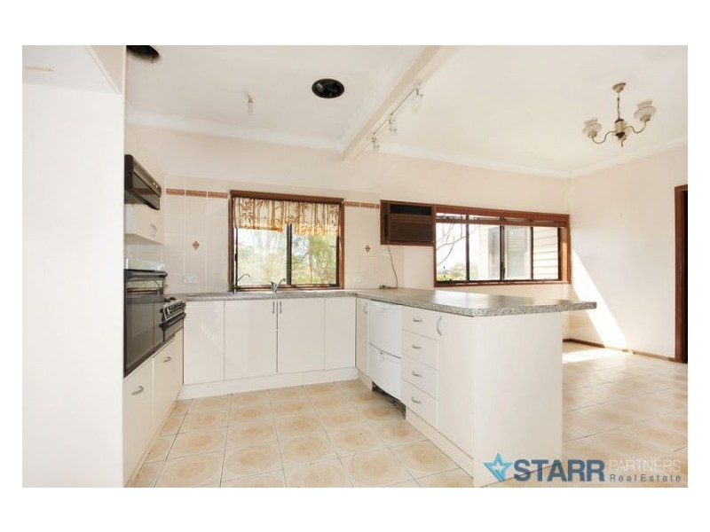 19 Anderson Street, Westmead NSW 2145