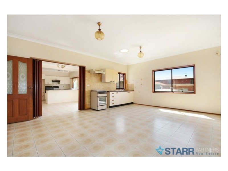 19 Anderson Street, Westmead NSW 2145