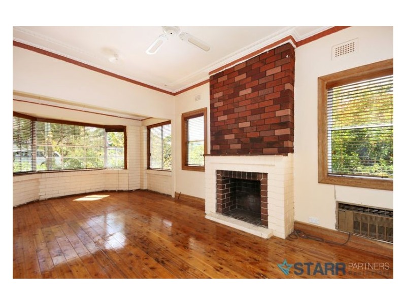 19 Anderson Street, Westmead NSW 2145