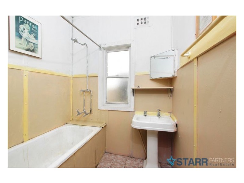 85 Bennalong Street, Granville NSW 2142