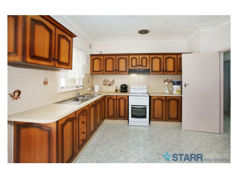 48 Vale Street, Woodpark NSW 2164