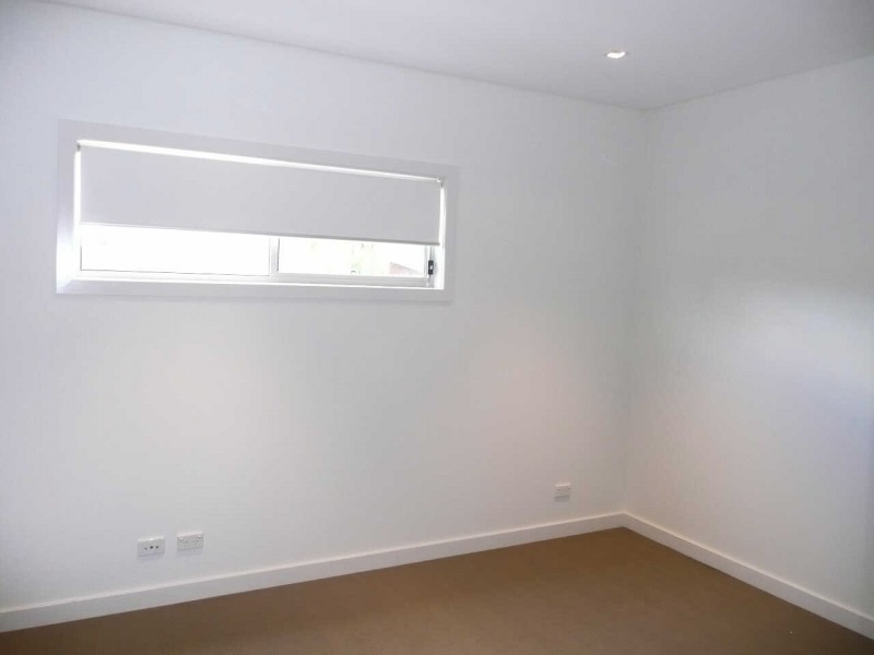 52  IRRIGATION ROAD, South Wentworthville NSW 2145