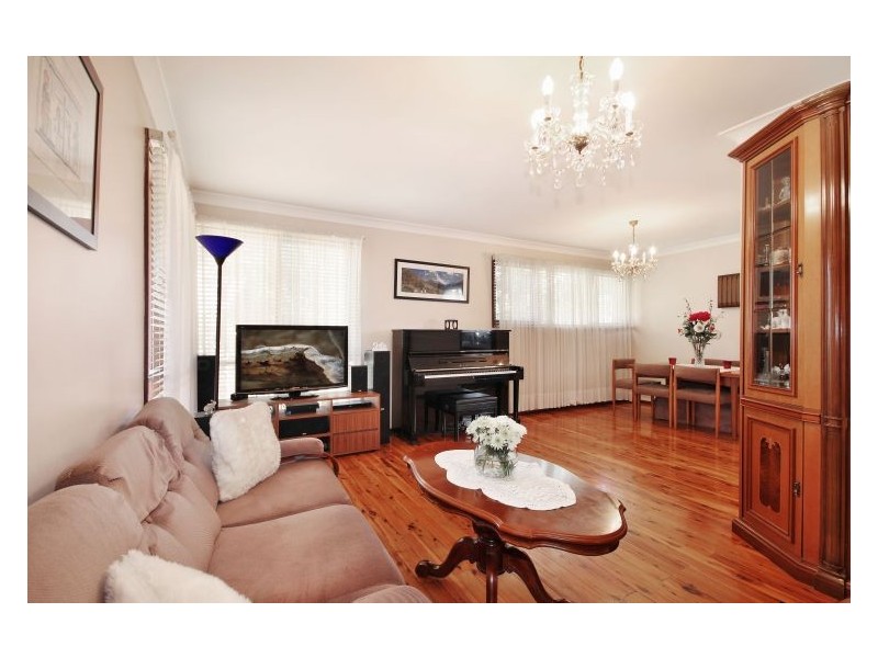 1 Elayne Place, Guildford NSW 2161