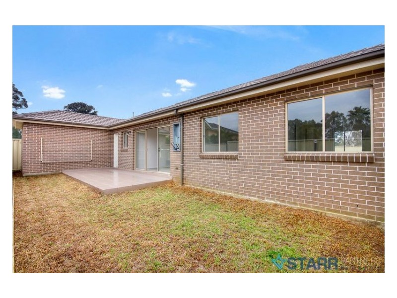 2/323 Hector Street, Bass Hill NSW 2197