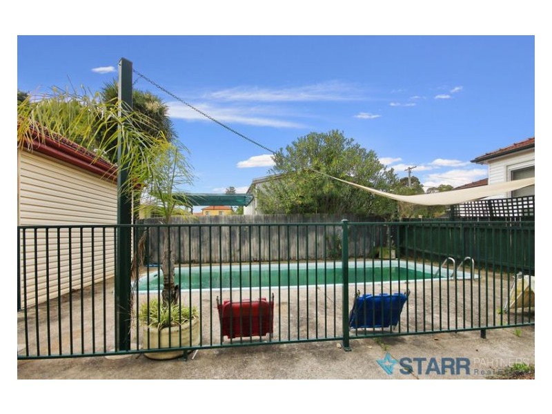 26 Rhodes Avenue, Guildford NSW 2161