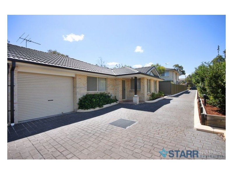 1/40c Tungarra Road, Girraween NSW 2145