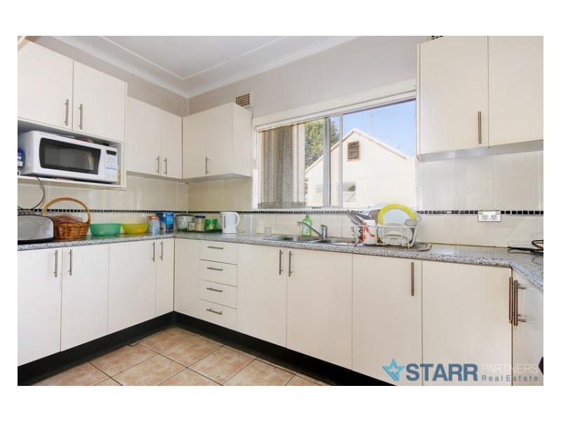 32 Barcom Street, Merrylands West NSW 2160