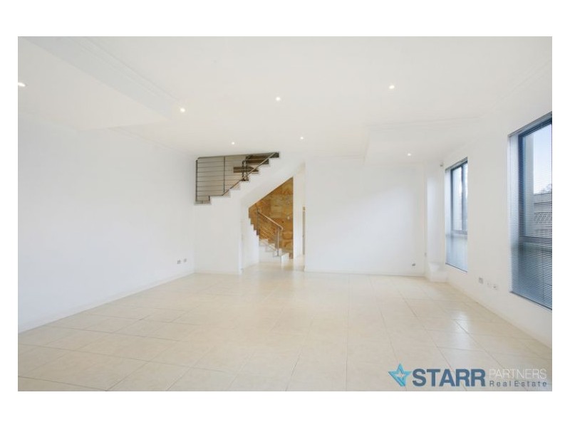 150a Burnett St, Merrylands NSW 2160