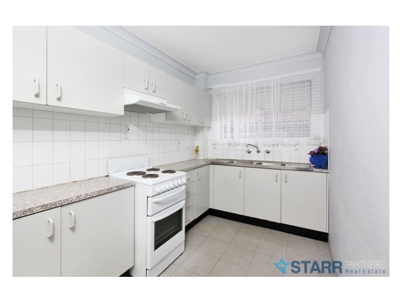 2/65 The Avenue, Granville NSW 2142