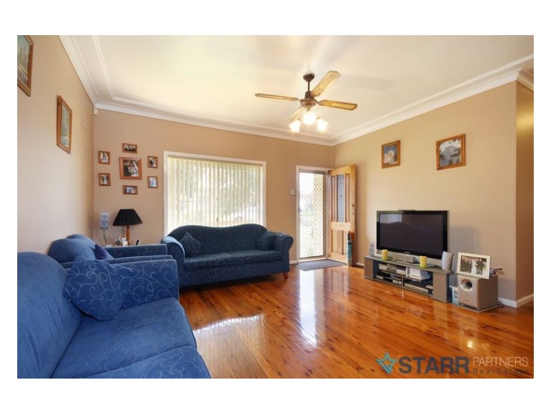 12 Robyn Street, Woodpark NSW 2164