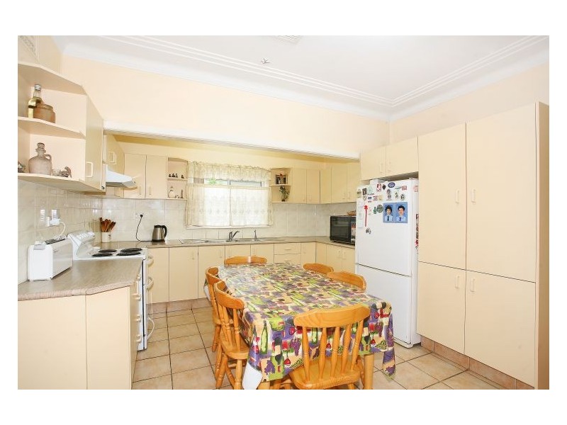 14 Ruth Street, Merrylands NSW 2160