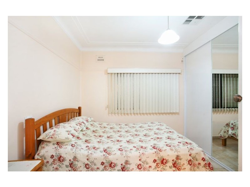 14 Ruth Street, Merrylands NSW 2160