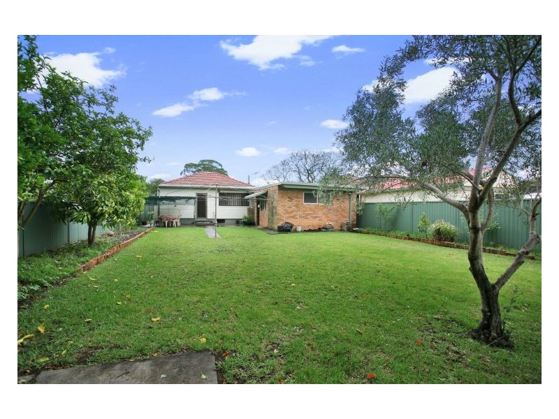 14 Ruth Street, Merrylands NSW 2160