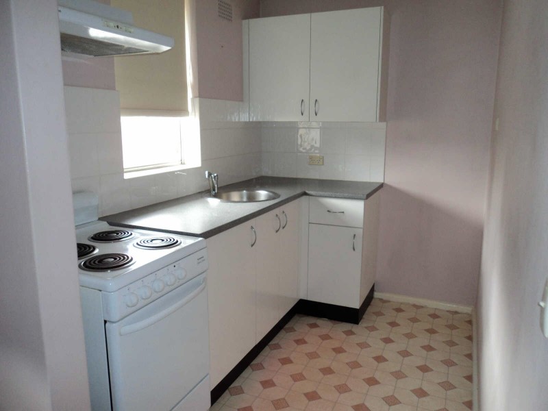 02/115  MILITARY ROAD, Guildford NSW 2161