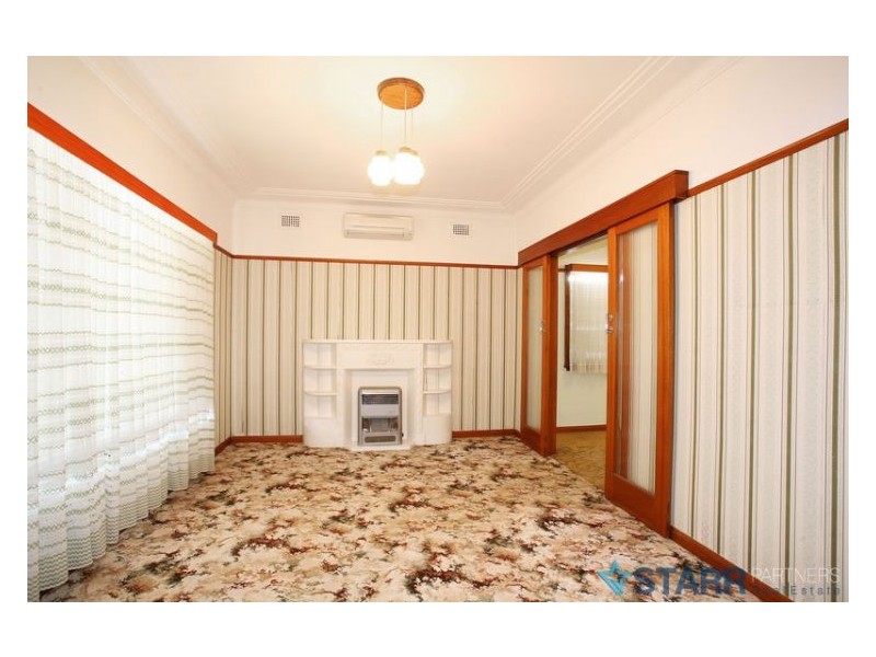 18 Stanley Street, Merrylands NSW 2160