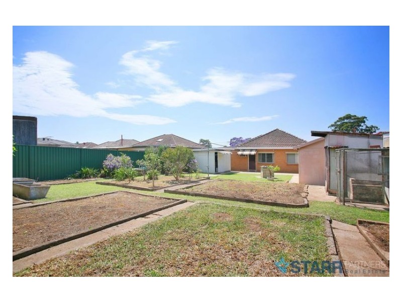 18 Stanley Street, Merrylands NSW 2160
