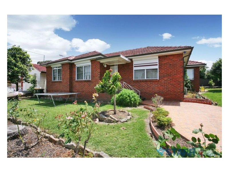 1 San Remo Place, Guildford NSW 2161