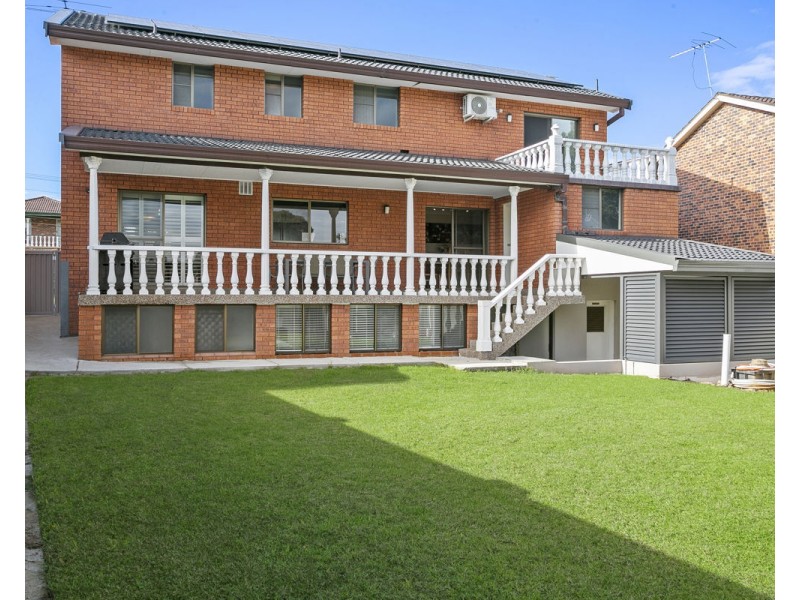 9 Cameron Court, Merrylands NSW 2160