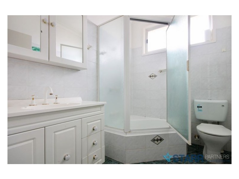 8 Namoi Street, Greystanes NSW 2145