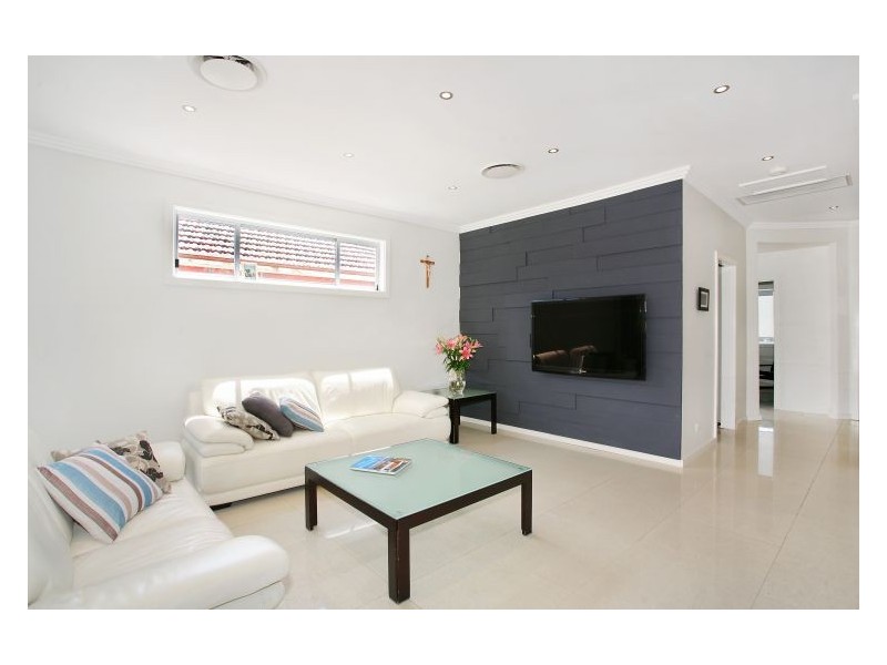 26 Hinchen Street, Guildford NSW 2161