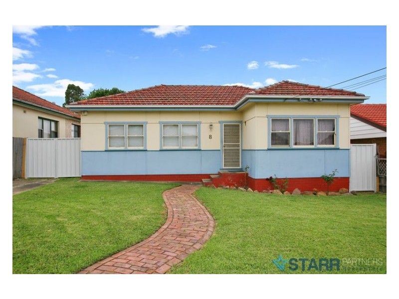 8 Charles Street, Guildford NSW 2161