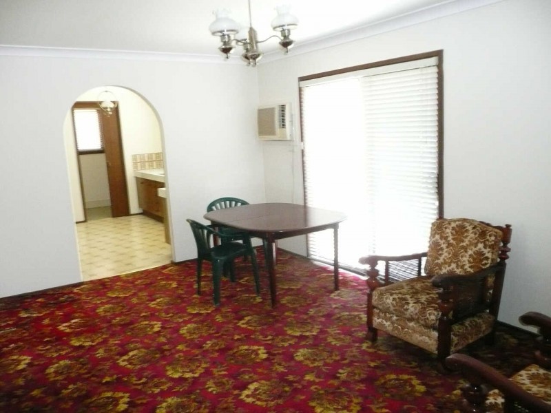 3  CAMERON COURT, Merrylands NSW 2160