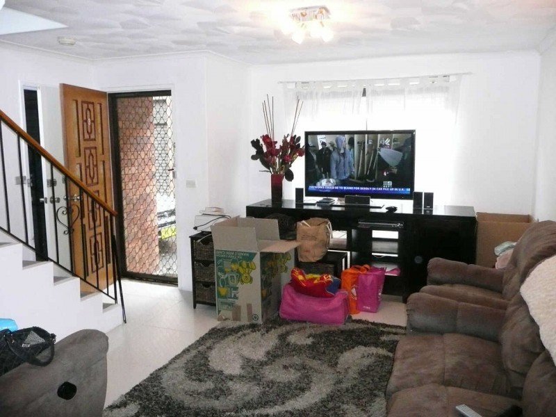 3/20  TODD STREET, Merrylands NSW 2160