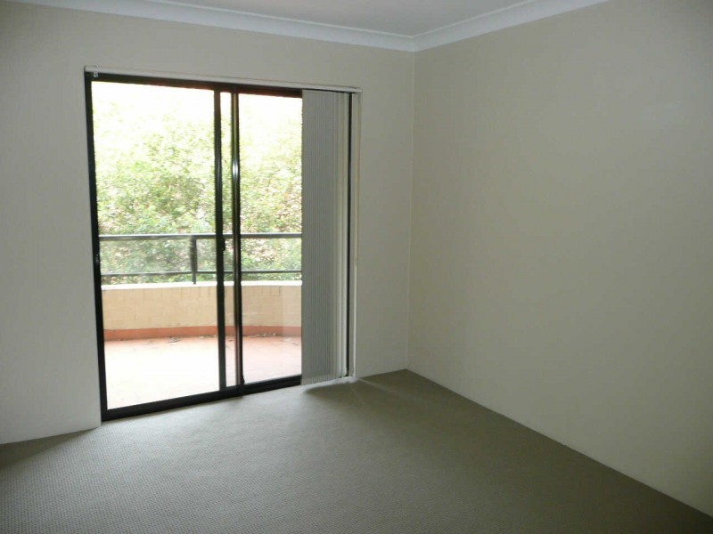 2/82 WALPOLE STREET, Merrylands NSW 2160