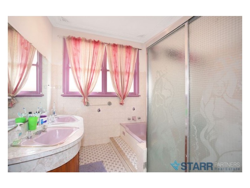 113 Ringrose Avenue, Greystanes NSW 2145