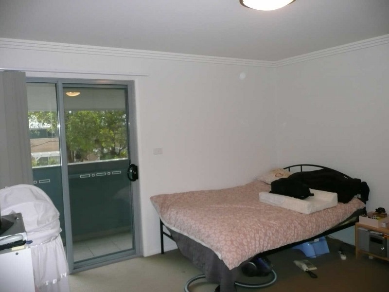 14/100  KENYONS ROAD, Merrylands NSW 2160