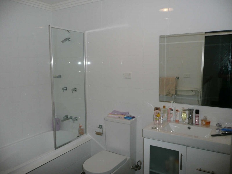 14/100  KENYONS ROAD, Merrylands NSW 2160