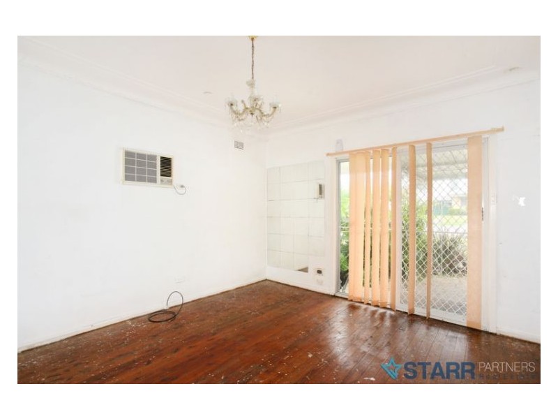 17 McArthur Street, Guildford NSW 2161