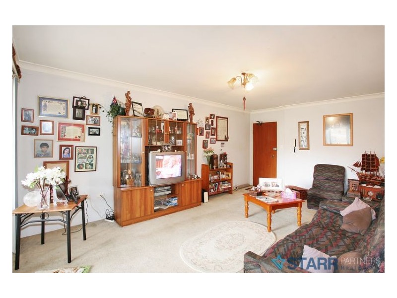 8/28 Sheffield Street, Merrylands NSW 2160