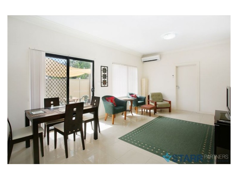 14/18 Magowar Road, Pendle Hill NSW 2145