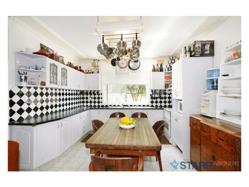 1/23 Hawksview Street, Merrylands NSW 2160