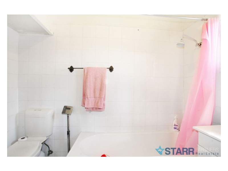 1/23 Hawksview Street, Merrylands NSW 2160