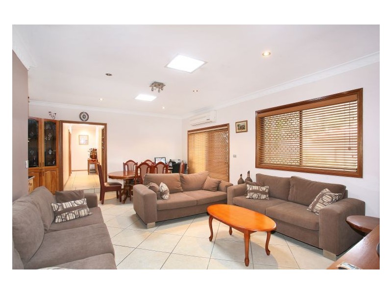 7 Morven Street, Old Guildford NSW 2161