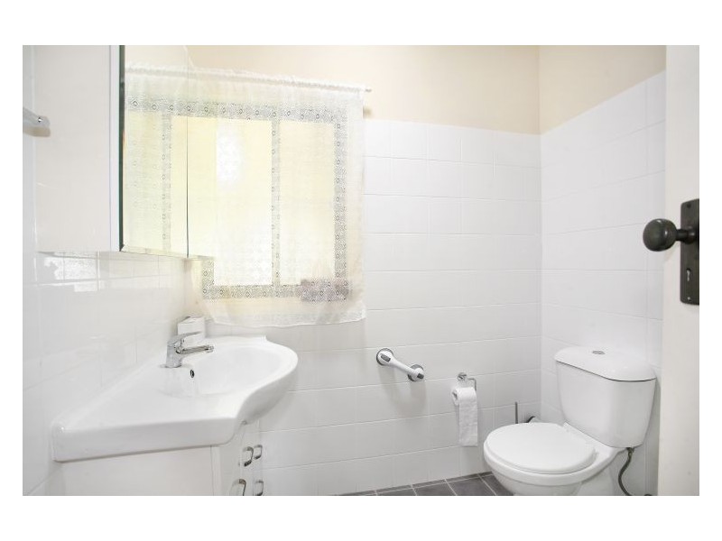 26 Paul Crescent, South Wentworthville NSW 2145