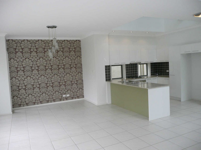 19 PARISH STREET, Pemulwuy NSW 2145