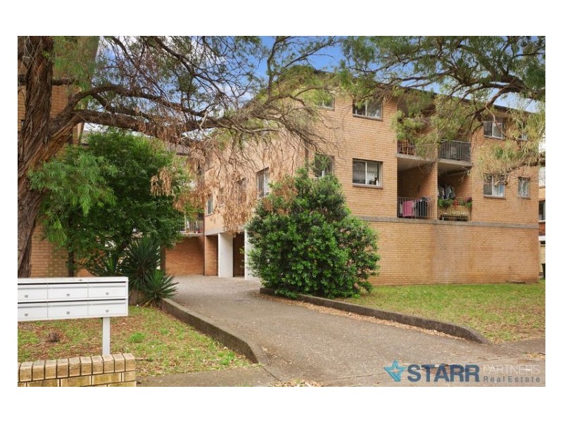 9/25 Cambridge Street, Merrylands NSW 2160